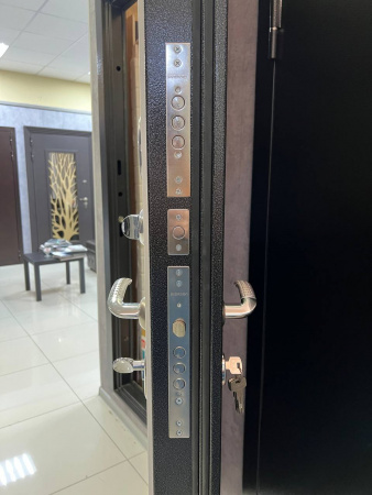 ВЕРСАЛЬ  ШАТО БЕЛЫЙ